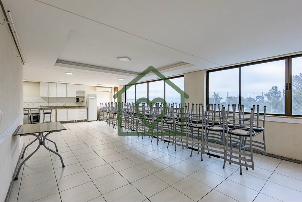 Imagem Apartamento Ã  venda em Porto Alegre, na Rua EugÃªnio Du Pasquier, bairro Cristo Redentor. Com 65 mÂ...