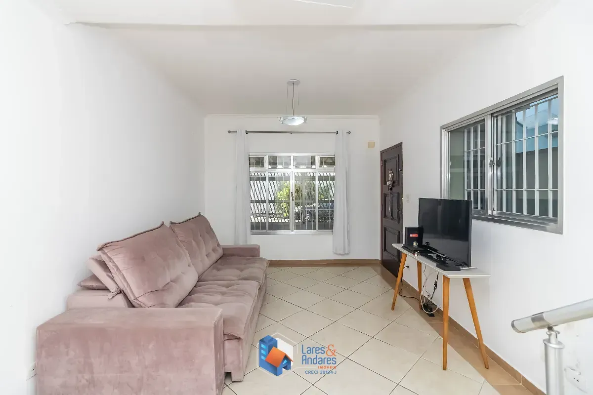 Imagem Casa para venda em Vila Anhangüera com 2 quartos, 120m²