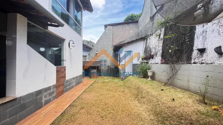 Imagem Casa duplex a venda em bairro das Águas em Ipatinga super grande de 345m², 3 dormitórios e muito mais.