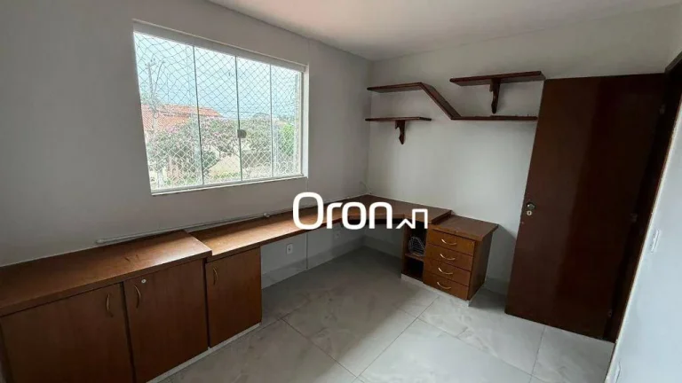 Imagem Sobrado à venda, 165 m² por R$ 660.000,00 - Parque Anhangüera - Goiânia/GO
