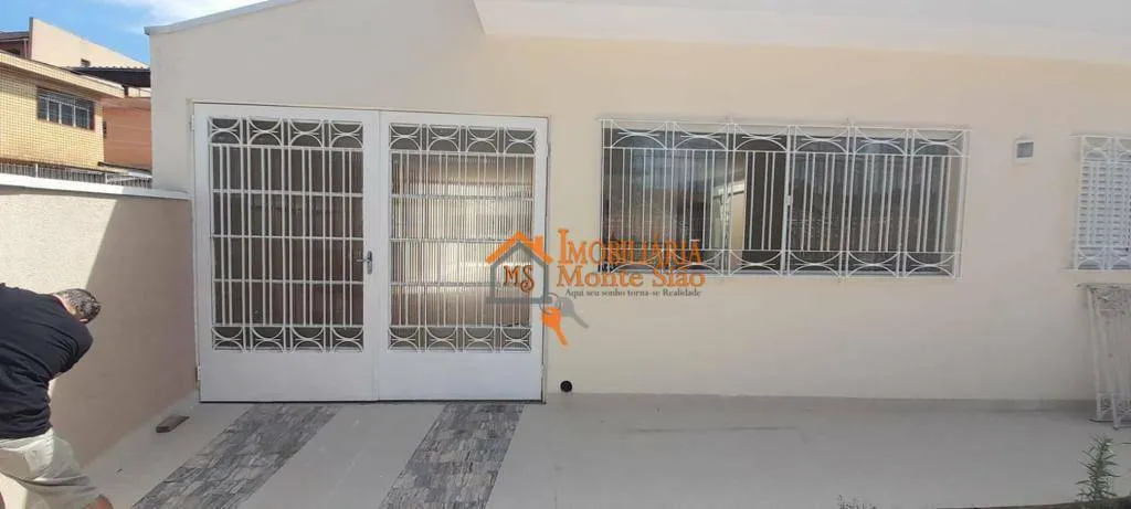 Imagem Casa com 3 dormitórios à venda, 250 m² por R$ 827.000,00 - Vila Maranduba - Guarulhos/SP