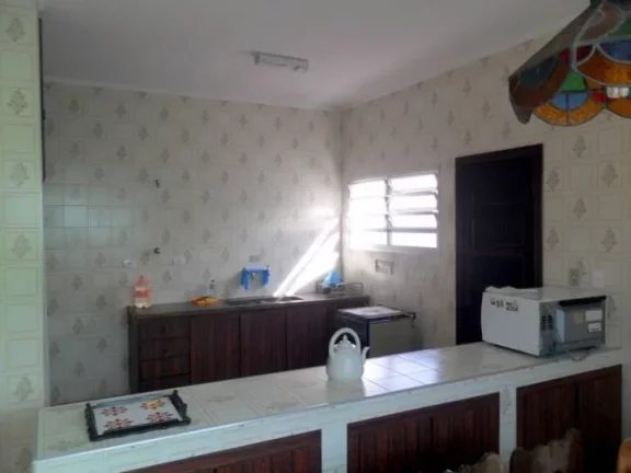 Imagem CASA LADO LINHA - 2 LOTES - PISCINA E CHURRASQUEIRA