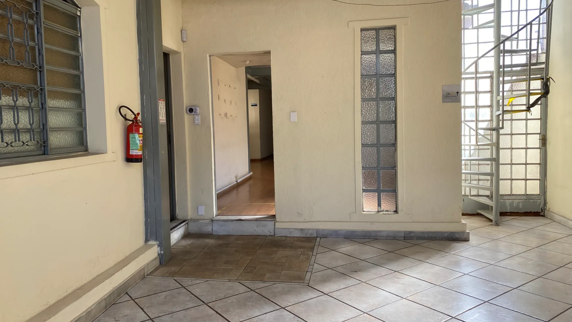 Imagem Casa com 3 Quartos à Venda ou Locação, 187 m² em Betânia - Belo Horizonte