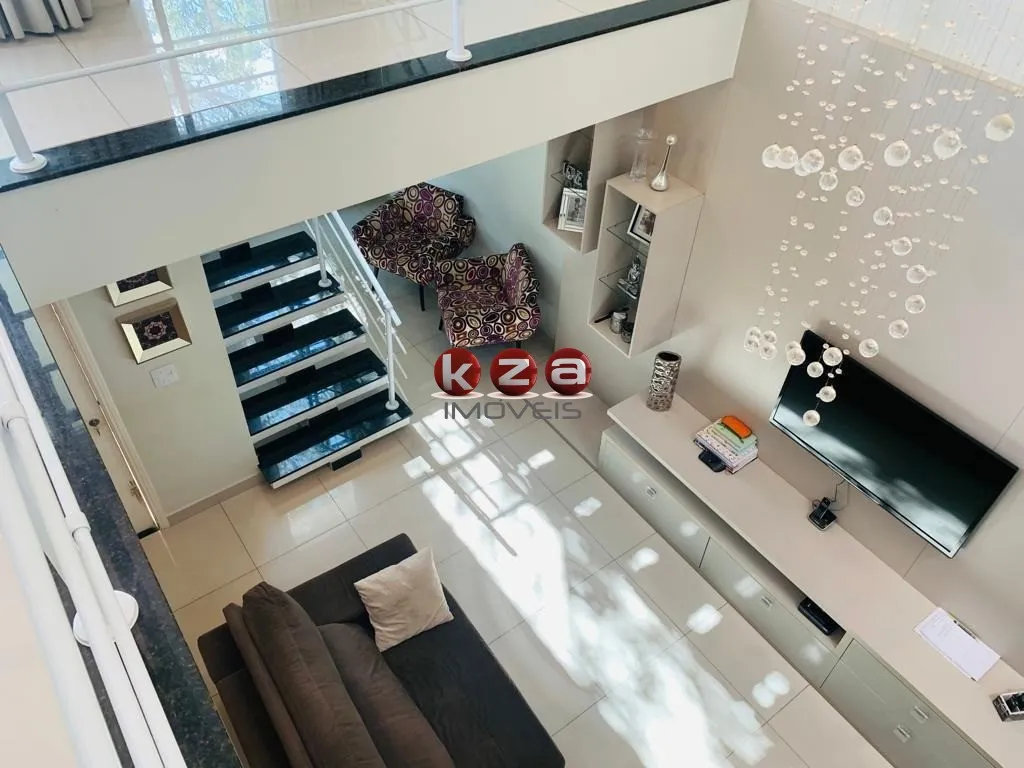Foto do imóvel Imperdível oportunidade: Casa em condomínio com 3 quartos e 270m² em Valinhos-SP no Condomínio Residencial Santa Teresa!