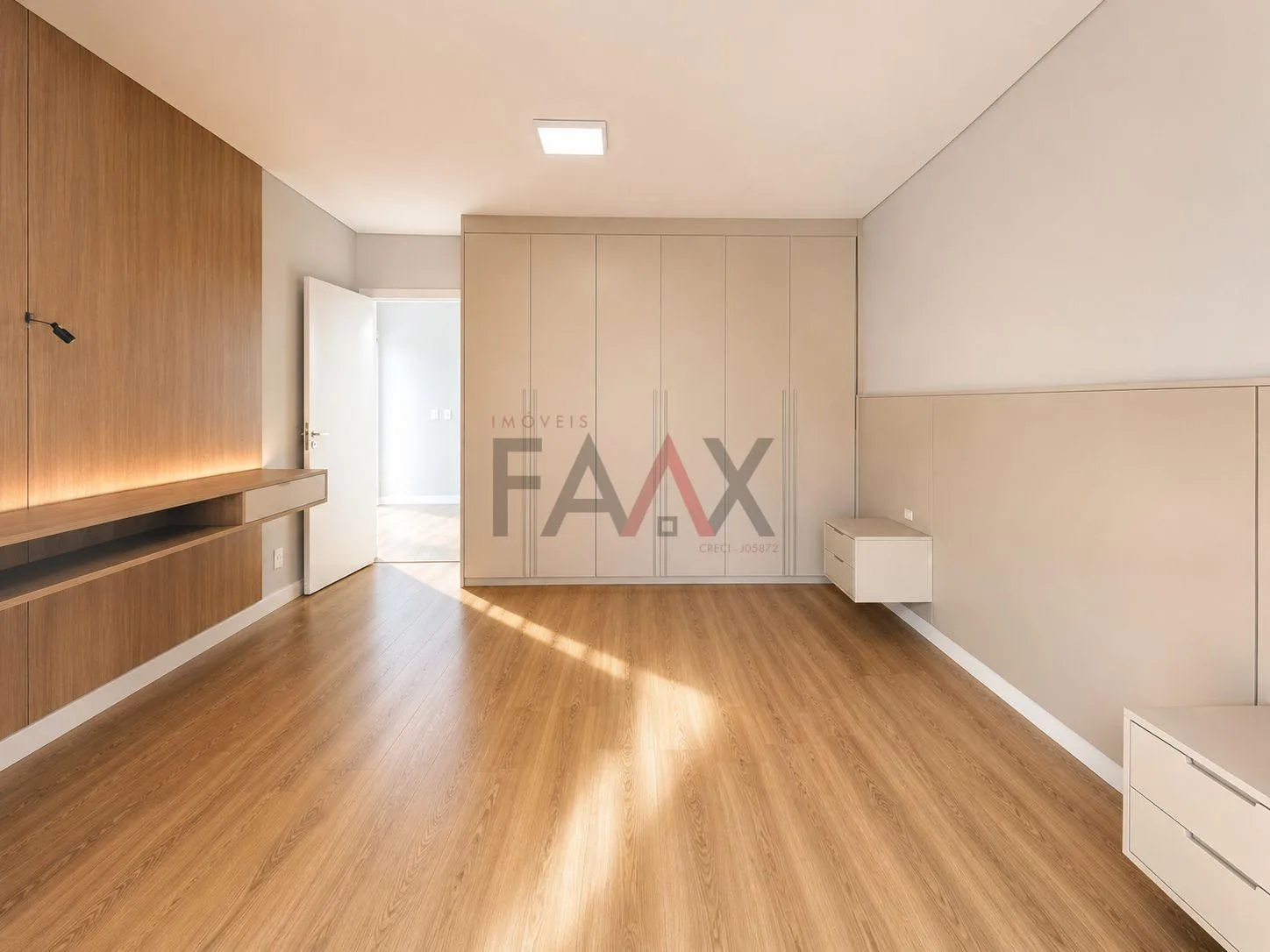 Imagem Sobrado de alto padrão disponível para locação no Alto da XV. 235 m²
