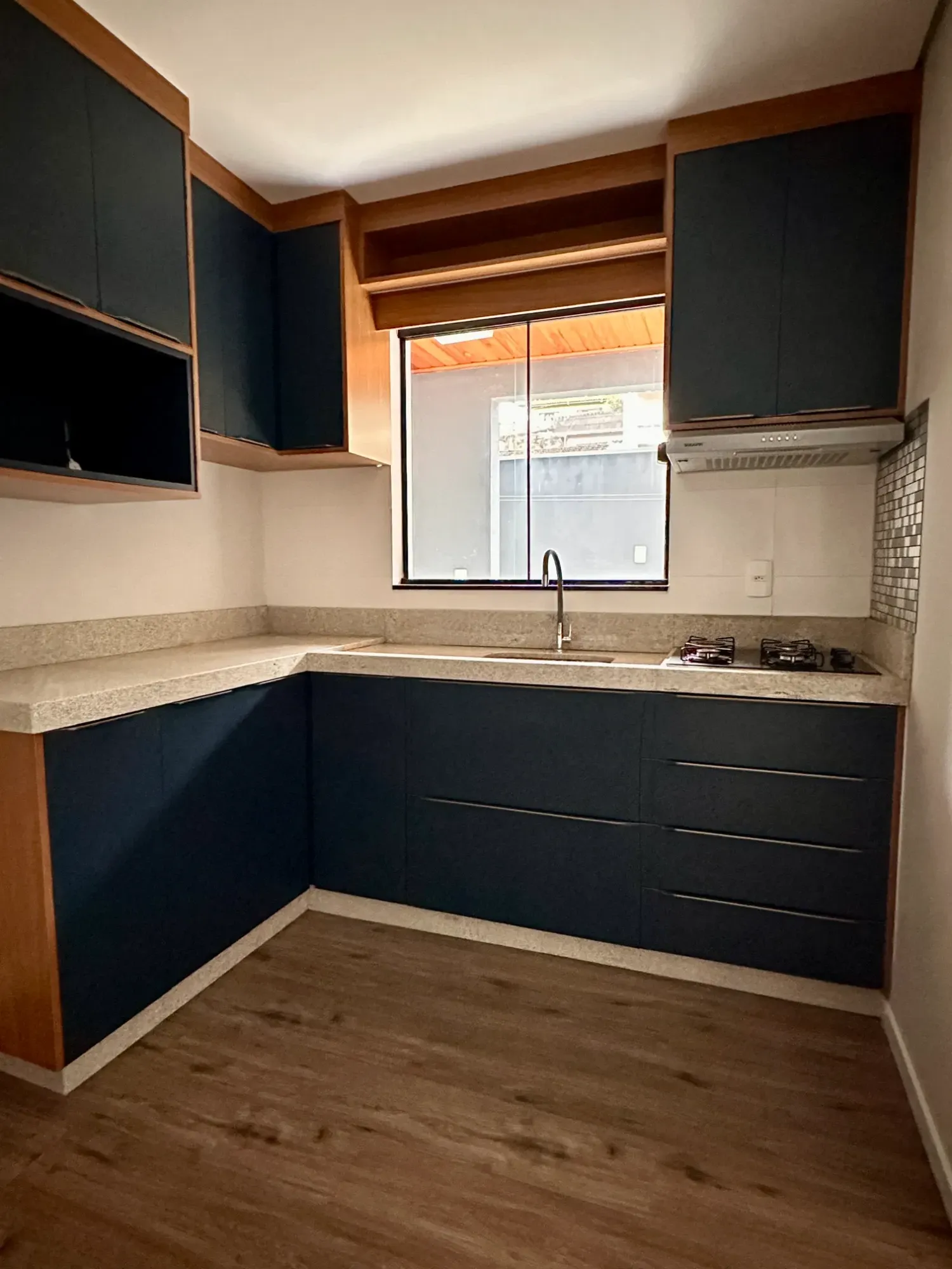 Imagem Apartamento com 2 Quartos à Venda, 71 m² em Costa e Silva - Joinville