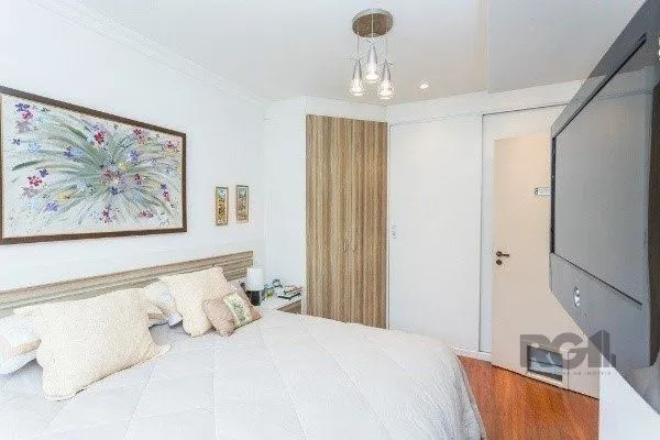 Imagem Vende-se cobertura com 4 quartos (2 suítes), 154m² e 1 vaga - Moinhos de Vento