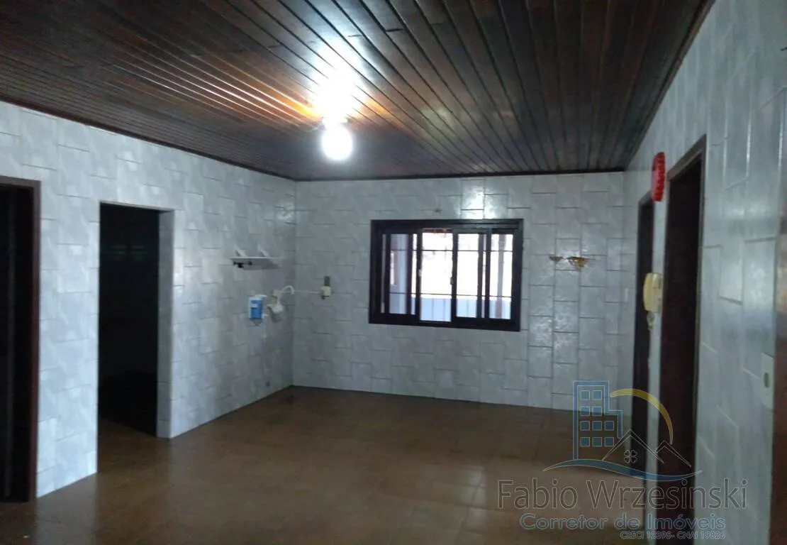 Imagem Casa averbada no Itaum com 4 dormitórios