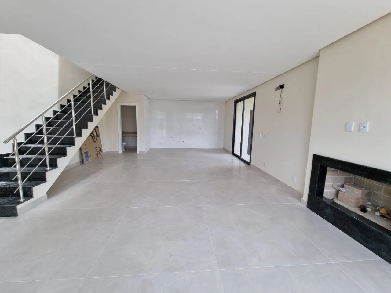 Imagem Sobrado com 145m² privativos e 03 Dormitórios No Lagos de Nova Ipanema