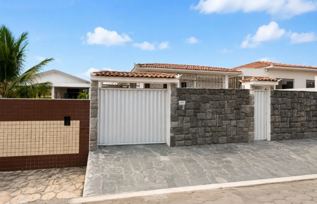 Foto do imóvel Casa à venda, 220 m² por R$ 589.998,00 - Treze de Maio - João Pessoa/PB