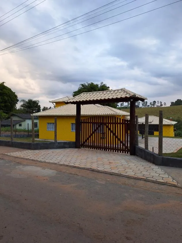 Imagem Vendo Chácara em Bonfim/MG com 1.815 m² de área total.