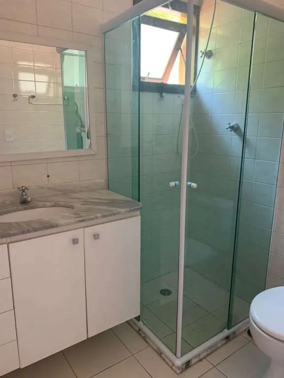 Imagem Casa em Condomínio com 3 quartos, 3 vagas, aceita financiamento.