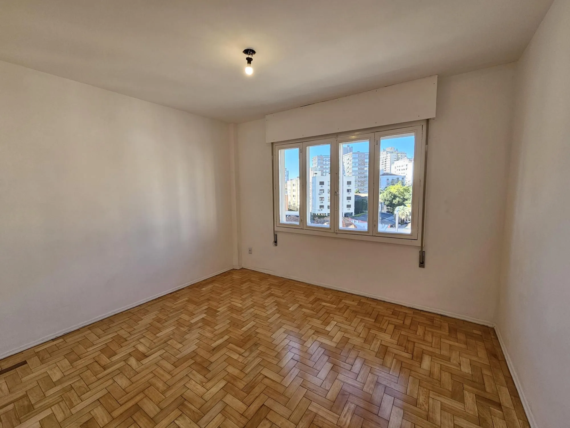 Imagem Apartamento 2 dormitórios com elevador na Cristóvão