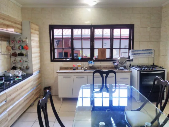 Imagem Sobrado com 3 Quartos à Venda, 150 m² em Vila Caputera - Mogi Das Cruzes