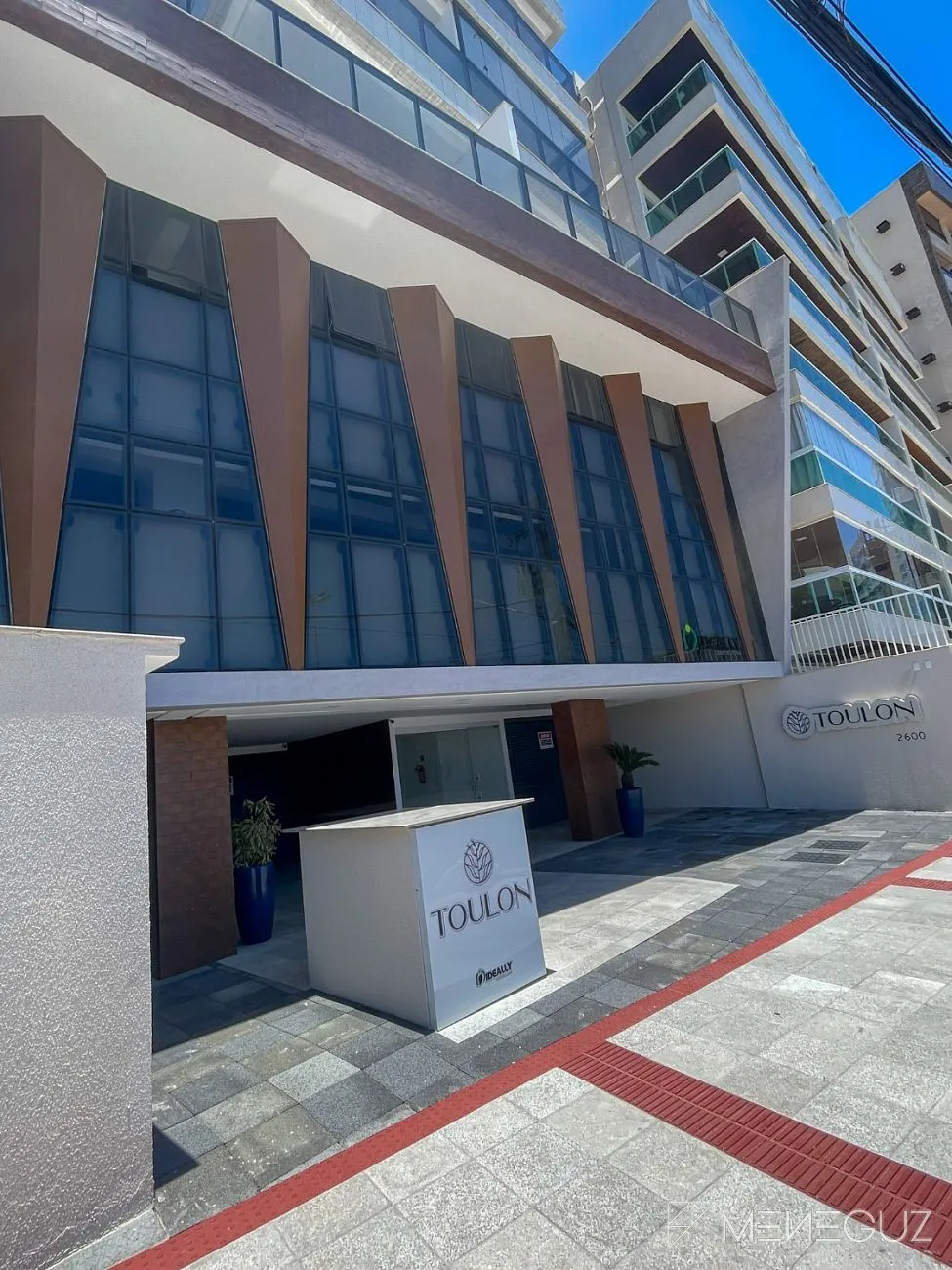 Imagem Imóveis à venda em Guarapari Praia do Morro, apartamento de 3 quartos de frente total para o mar, com lazer completo na cobertura