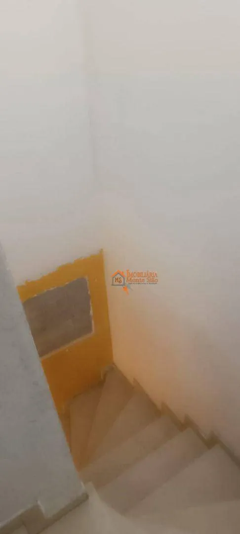 Imagem Sobrado com 2 dormitórios à venda, 100 m² por R$ 640.000,00 - Jardim Adriana - Guarulhos/SP