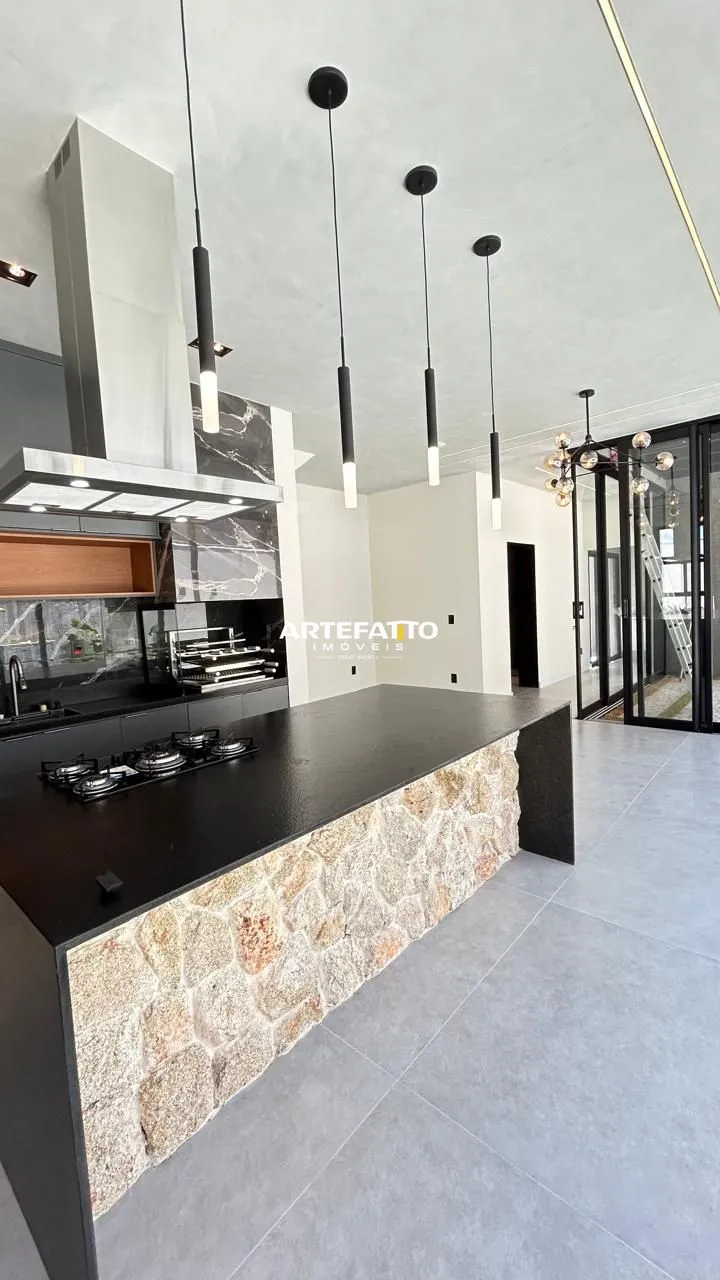 Imagem Sobrado à venda em Franca, Jardim Botânico, com 3 quartos, 243m2