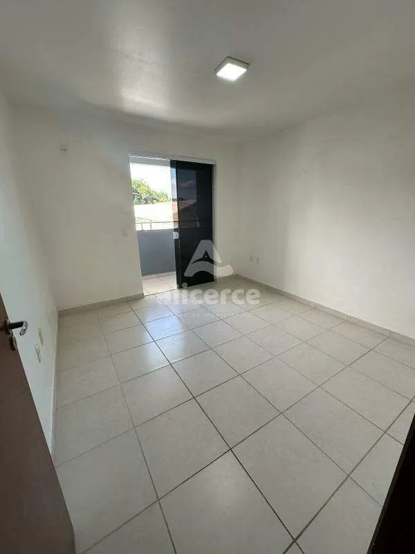 Imagem Sobrado com 2 Dormitórios no Bairro Bela Vista - Conforto e Praticidade em Palhoça