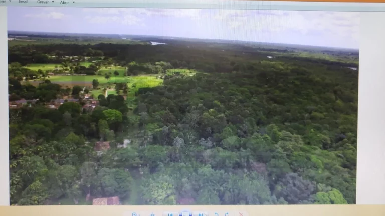 Imagem CASAL IMÓVEIS VENDE GRANDE ÁREA 72.000 M2