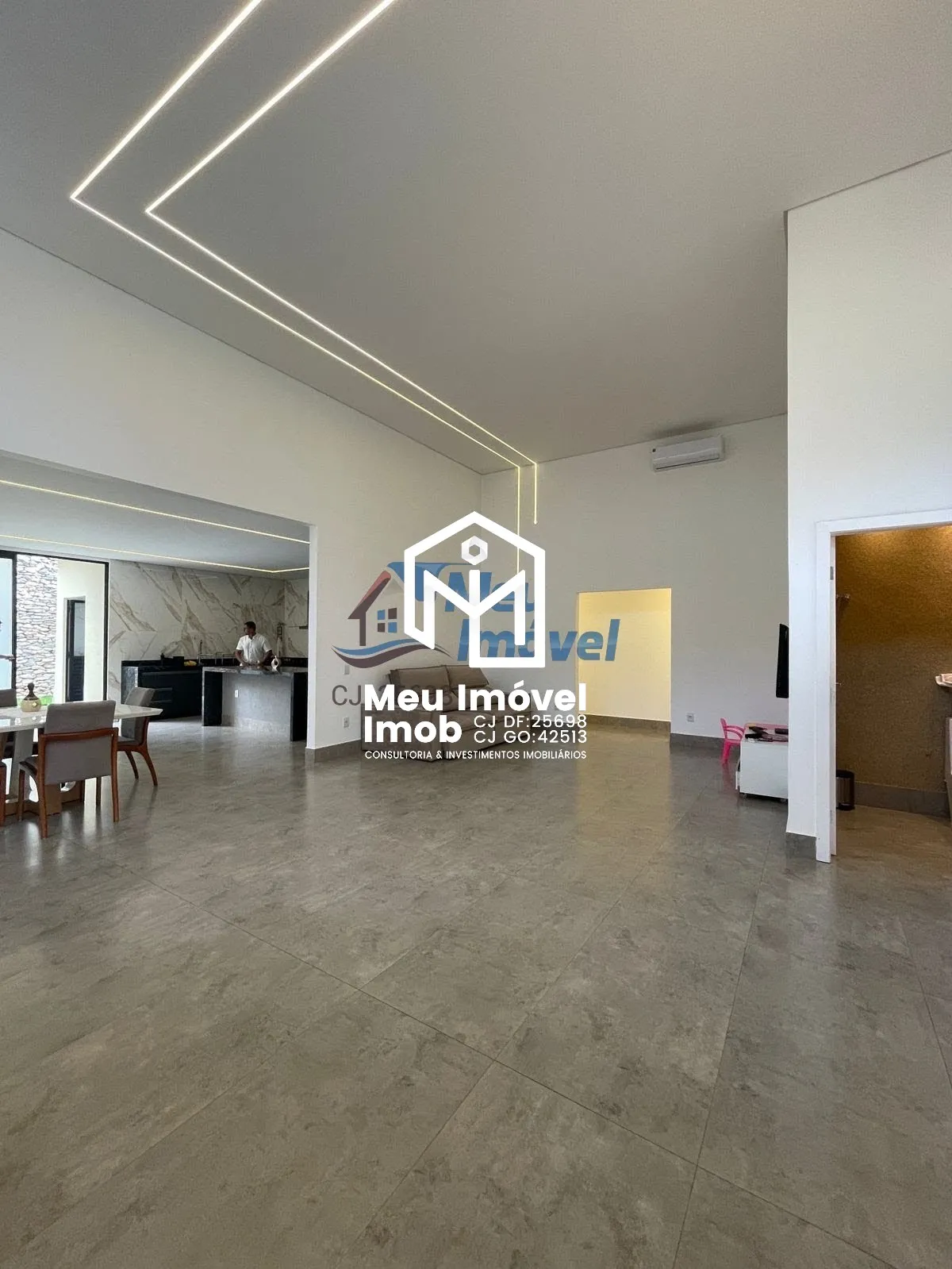 Imagem Casa 4 Quartos 4 Suítes 2 Vagas 320m² Águas Claras/DF