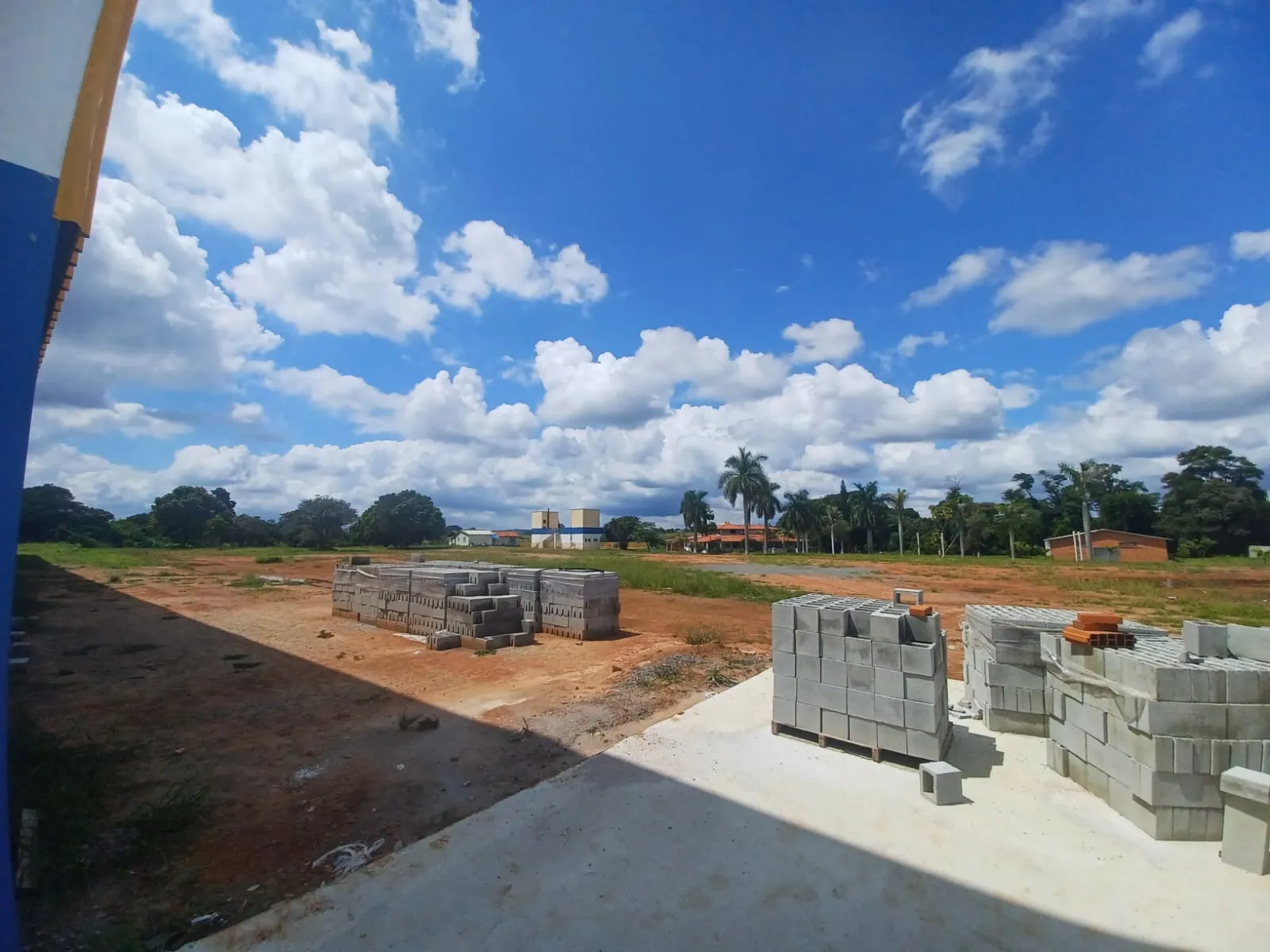Imagem Galpões Comerciais com 1.750m² de Construção e Ótima Localização Próxima à UFSCAR