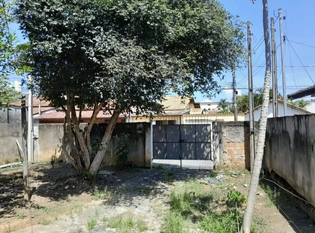 Imagem Oportunidade de Investimento - Casa com Edícula em Terreno de 300 m²
