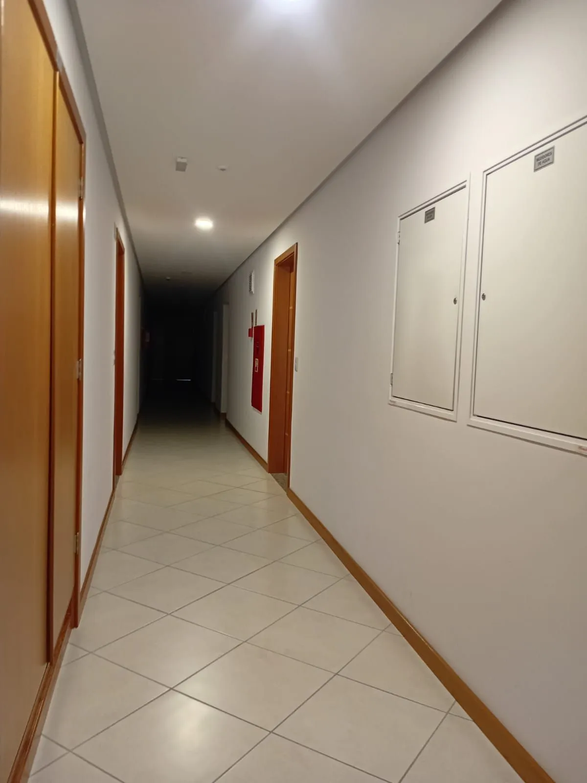 Imagem Apartamento 2 quartos, suíte, vaga coberta no bairro Camaquã em Porto Alegre/RS