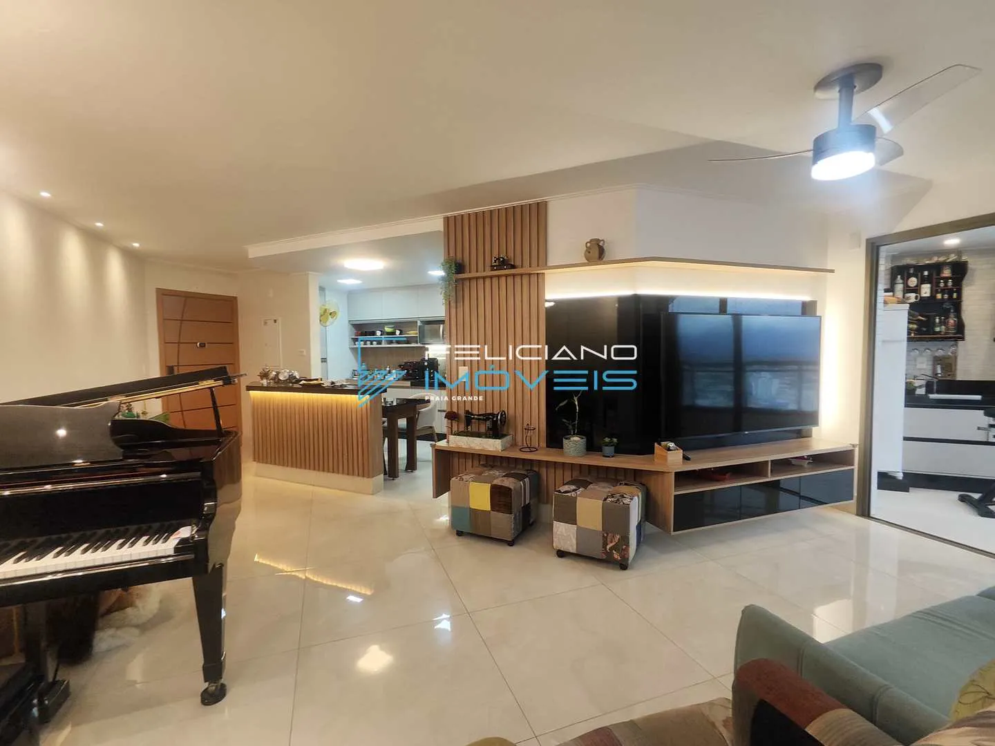 Imagem Apartamento com 2 quartos, Canto do Forte, Praia Grande - R$ 1.1 mi, Cod: 4384