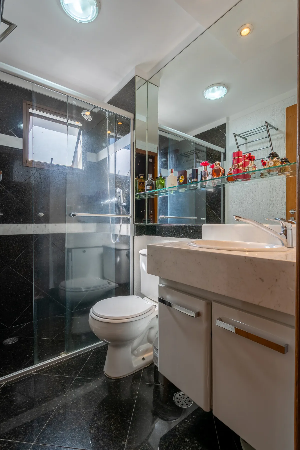 Imagem Apartamento para venda em Barra Funda com 2 quartos, sendo 1 suíte, 93m2