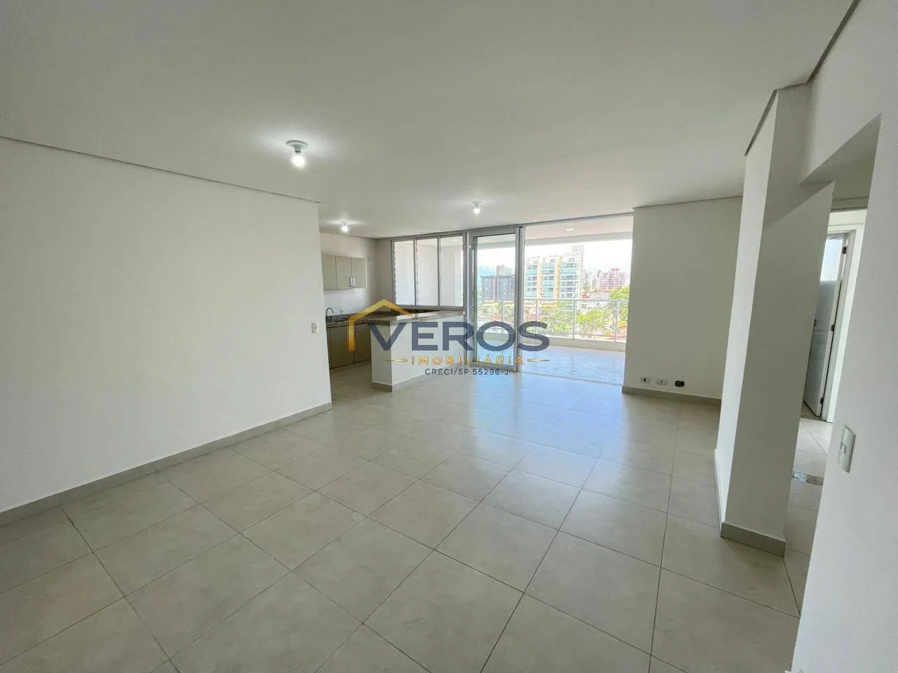 Imagem Apartamento 3 Dormitórios 400 metros da Praia do Indaia