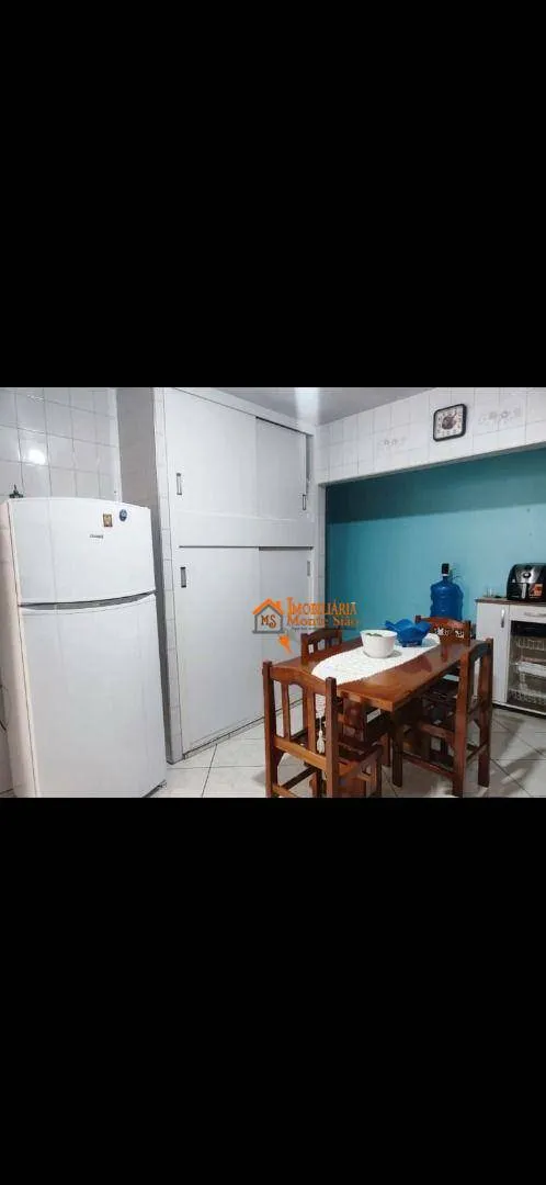 Imagem Sobrado com 3 dormitórios à venda, 250 m² por R$ 585.000,00 - Jardim Presidente Dutra - Guarulhos/SP