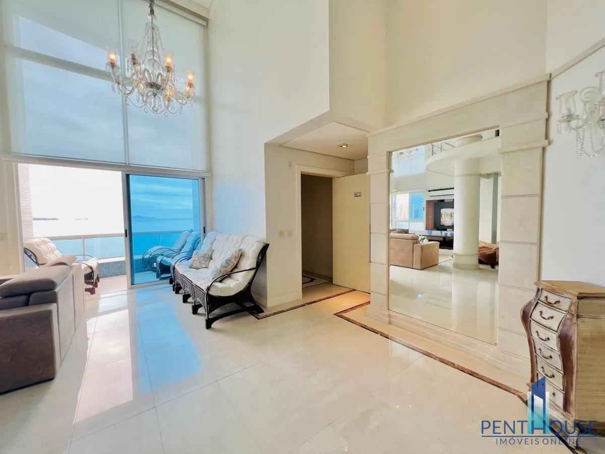 Imagem Apartamento Frente Mar para Venda em Balneário Camboriú, CENTRO, 3 dormitórios, 3 suítes, 4 banheiros, 3 vagas