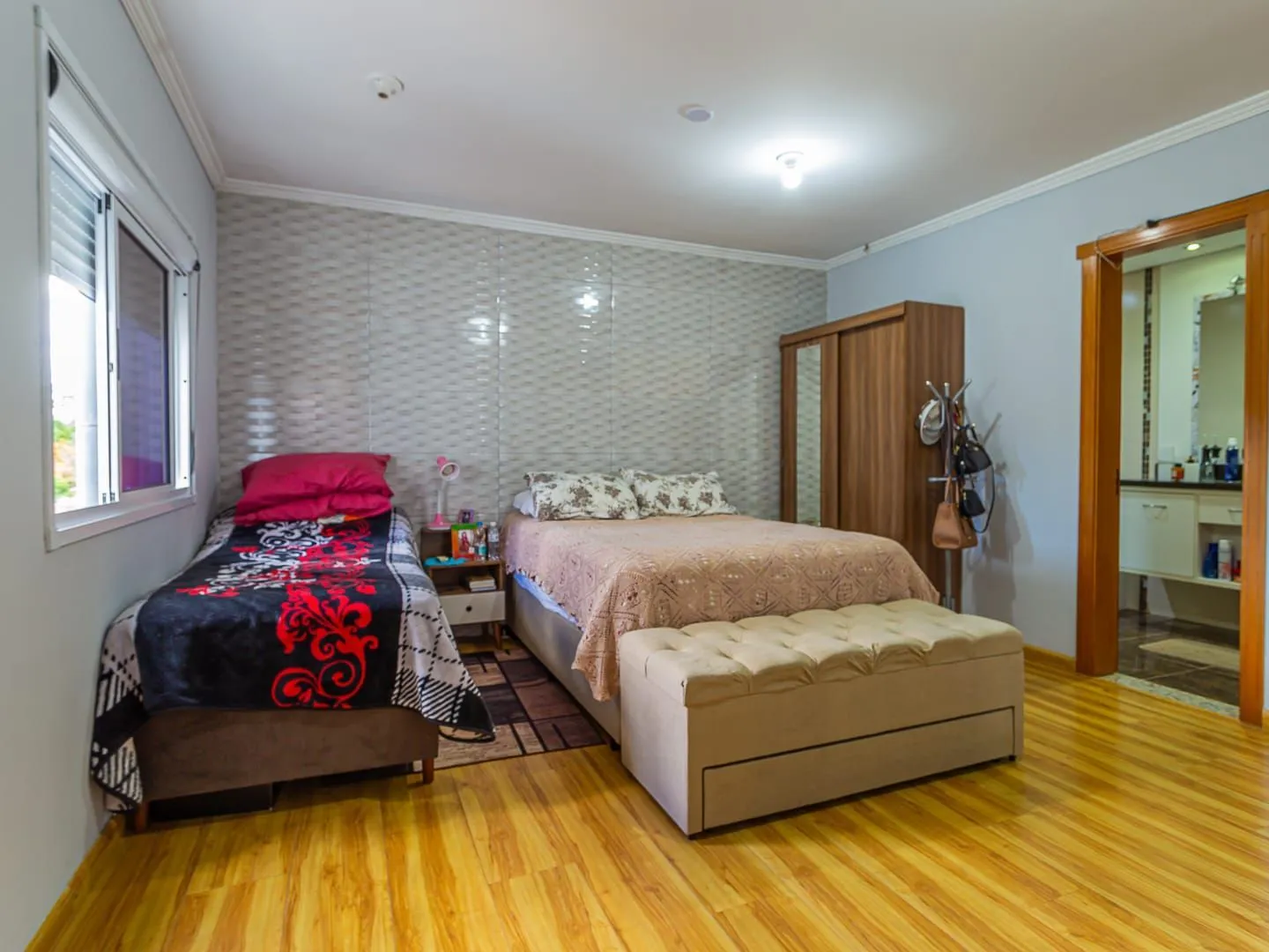 Imagem Casa 3 dormitórios com duas suítes bairro Jardim Floresta - Lindoia