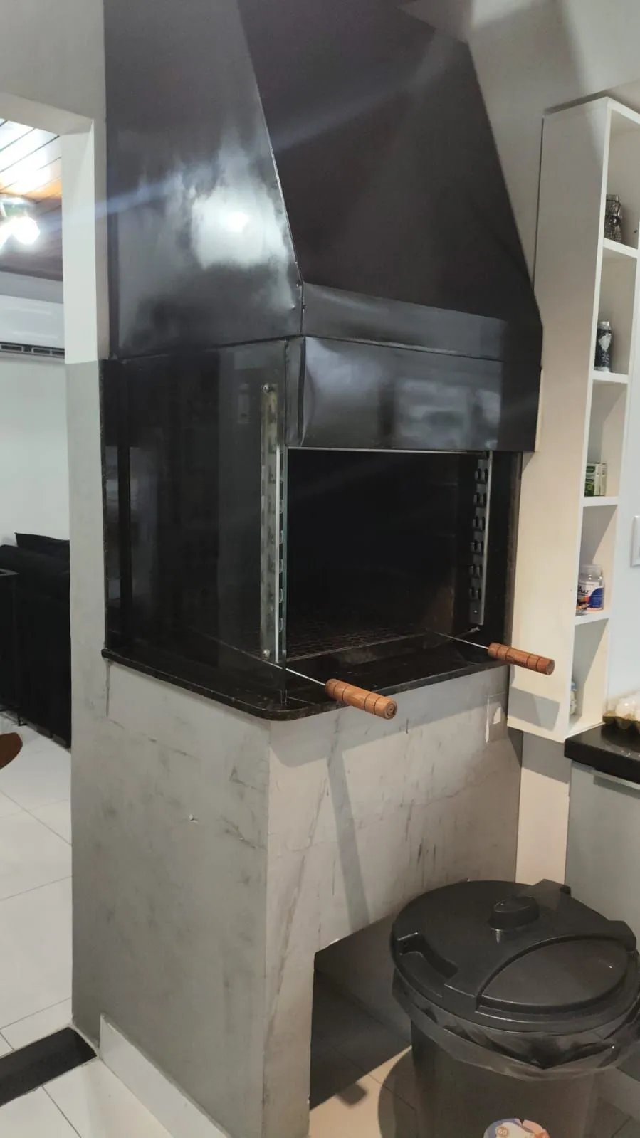 Imagem Cobertura com 02 quartos e 01 vaga coberta no Bairro Santana Porto Alegre