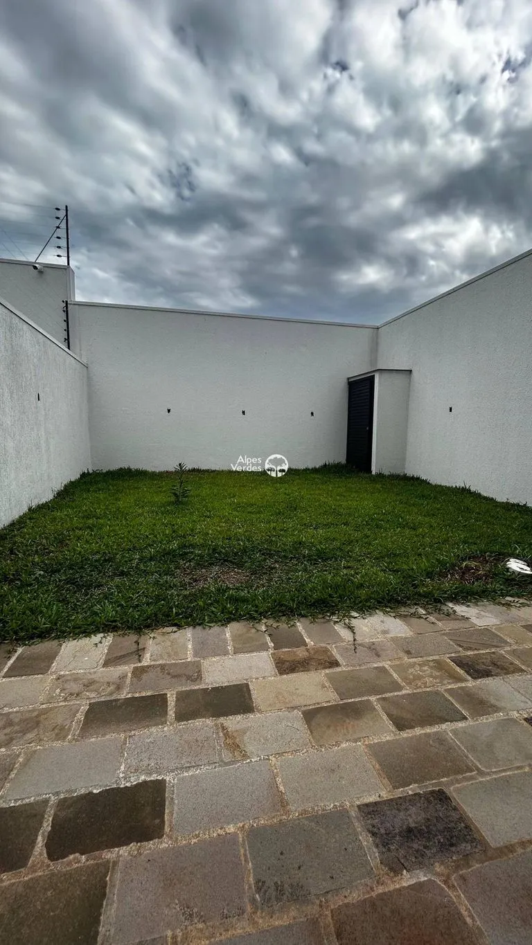 Imagem Vende-se casa de alto padrão em Passo Fundo-3 Quartos-R$1.200.000,00