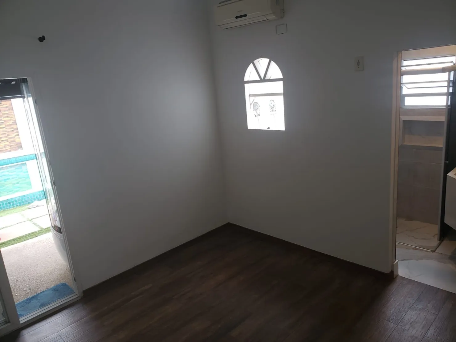 Imagem Casa à venda 3 Quartos, 3 Suites, 4 Vagas, 300M², Jardim Padre Rodolfo, Pindamonhangaba - SP