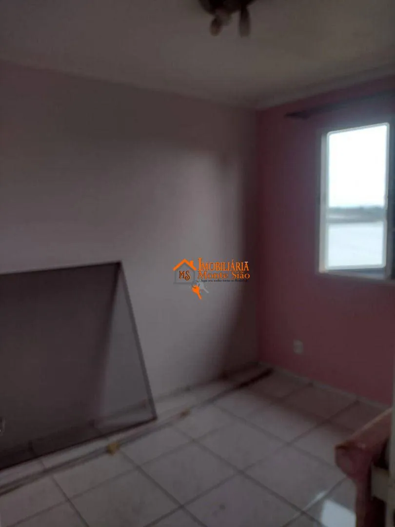 Imagem Apartamento Andar Superior no Condomínio Itapegê | 2 Dorms com Planejados | Lateral Livre | Portaria 24h | Jardim Ottawa