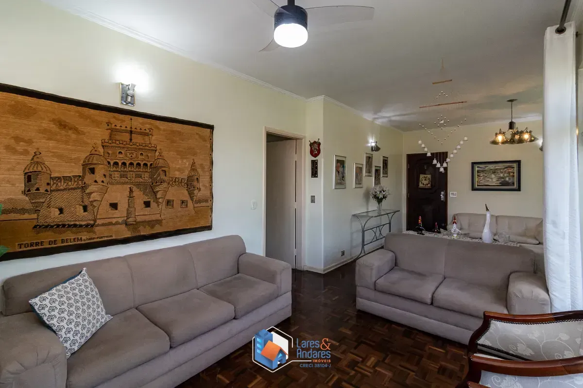 Imagem Casa para venda em Parque São Domingos com 3 quartos, sendo 1 suíte, 246m²