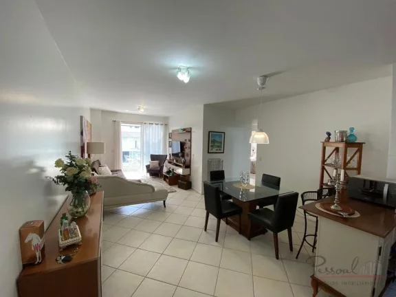 Imagem Apartamento com 3 dormitórios, sendo 1 suíte, banheiro, living com sala de estar e jantar, cozinha...