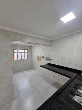 Imagem Casa com 3 dormitórios à venda, 192 m² por R$ 850.000 - Vila Valença - São Vicente/SP
