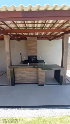 Imagem Casa de Luxo à Venda em Buraquinho, Lauro de Freitas-BA: 4 Quartos, 3 Suítes, 3 Salas, 2 Banheiros, 13 Vagas, 350m²!