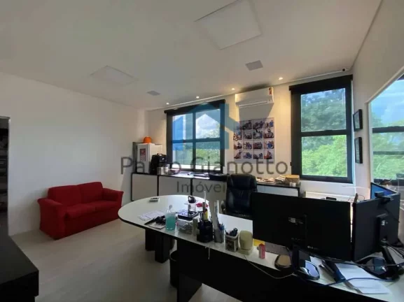 Imagem Prédio Comercial e moderno à venda na Graja Viana
