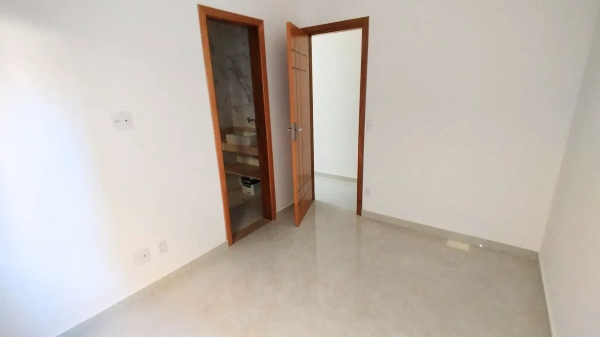 Imagem Casa com 3 Quartos à Venda, 100 m² em Embaré - Santos