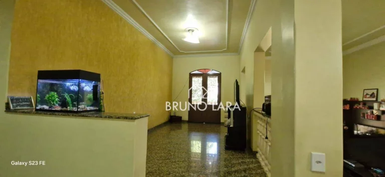 Imagem Casa disponível para venda no Bairro Marechal Rondon - Igarapé/MG.