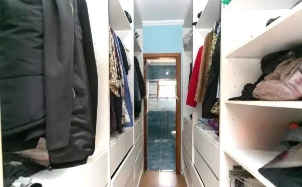 Imagem Casa sobrado no bairro Ecoville de 3 dormitórios e 4 vagas