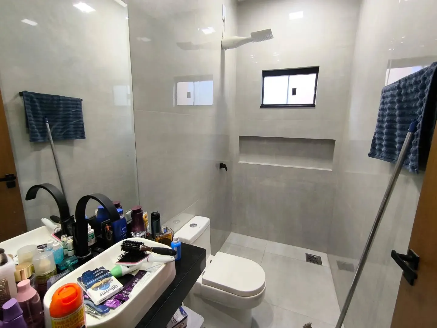 Imagem Casa 2/4 C Suite Sozinha No Lote No Jardim Dos Buritis