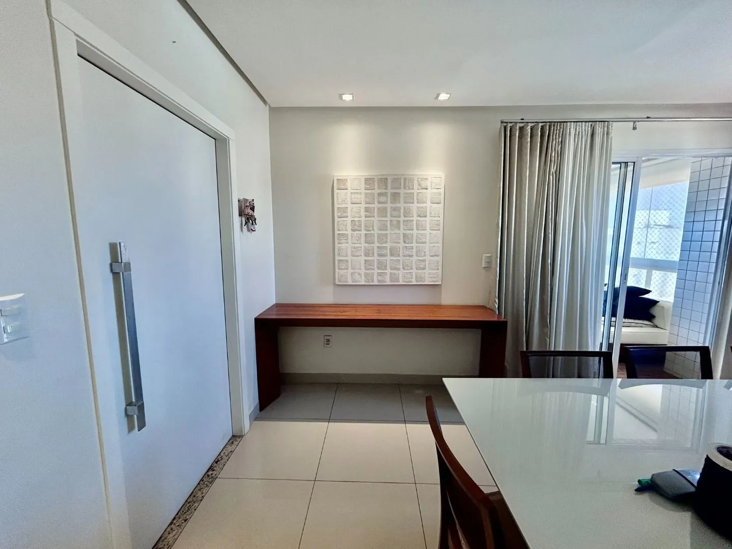 Imagem Apartamento com 3 dormitórios para alugar, 160 m² por R$ 6.800/mês - Centro - Patos de Minas/MG