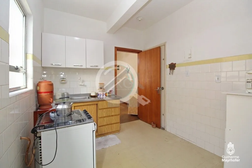 Imagem EXCLUSIVIDADE. Apartamento amplo de dois dormitórios, banheiro social, living para dois ambientes, ...