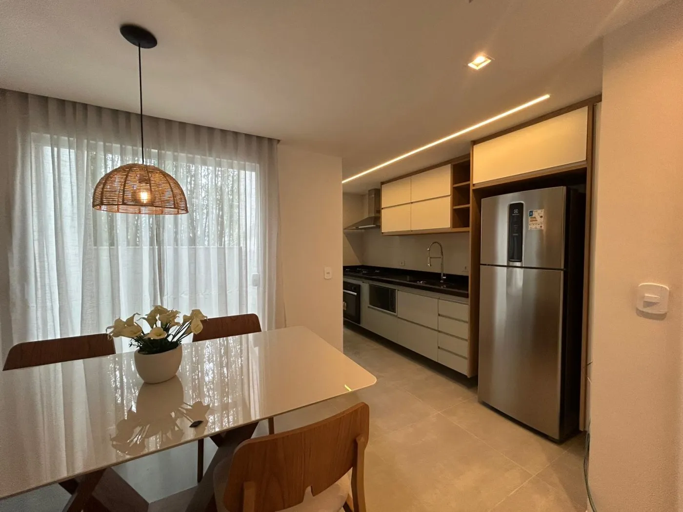 Imagem Casa em Condomínio para Venda em Petrópolis / RJ no bairro Quarteirão Brasileiro