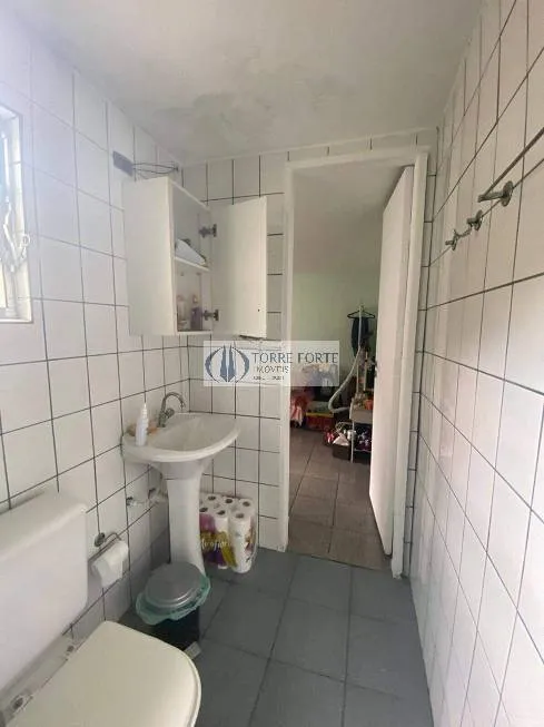 Imagem Bela casa 3 dormitórios 2 banheiros e 5 vagas no Tatuapé